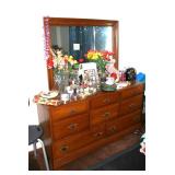 dresser with mirror