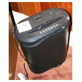 cross-cut paper shredder