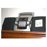 Durabrand portable CD/Cassette/AM/FM boombox