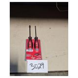 Milwaukee 2 PC demolition screwdriver set