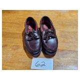 11.5 shoes - like new condition