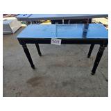 table - legs need bolts