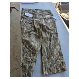 NEW 2XL Camo pants
