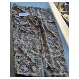 NEW 2XL Camo Pants