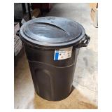32 gallon trash can