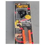 pop rivet tool with swivel head
