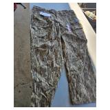 NEW 2XL Camo Pants