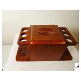 WALNUT PIPE STAND HOLDER - HAS GOOD FINISH - HOLDS (6) PIPES