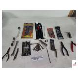 CRAFTSMAN 10PC COMBO IGNITION WRENCH SET- 5/32 X 3/16 UP TO 3/8 X 7/16- NIPPERS- REGAL 24 PC TEA HANDLE BIT SET- CRAFTSMAN HEX KEY SETS- 15 IGNITION WRENCHES- SMALL PLIERS- CRAFTSMAN SMALL RACHET WREN