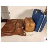 2 SAMSONITE LEATHER STYLE  CARRY BAGS - BLUE SUITECASE (TRAILER)