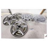 (4) ALUMINUM HUB CAPS