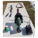 WEEDEATER18 V HEDGE TRIMMER- 24" BLADE- MANUAL HEDGE TRIMMERS- SAW W/ EXTRA BLADE - STAKE - DOWEL - SHRUB TRIMMER