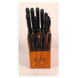 ST. CROIX CUTLERY KNIFE SET IN WOOD BLOCK - (14 PCS)
