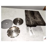 SMALL CIRCULAR TABLE SAW- 3 SPARE BLADES- CONDTION UNKNOWN