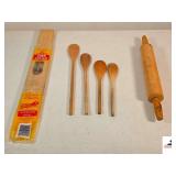 VINTAGE WOOD ROLLING PIN - (4) WOODEN SPOONS - LEE