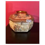 Ornate jewelry / sewing box