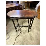 Vintage Duncan five style wood table