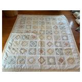 Hand and machine sewn quilt ï¿½ sizes in pictures