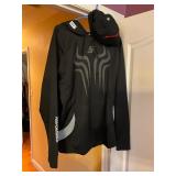 Snap on two XL, pullover hoodie and hat