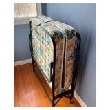 Folding rollaway bed with very clean mattress