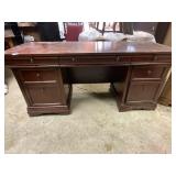 Nice office desk sizes in pictures