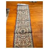 Rug runner ï¿½ 68X 20
