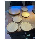 Text ï¿½ wooden lazy Susans