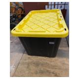 HDX Tote w/Lid - Back Shed