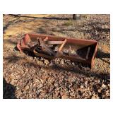 Box blade ï¿½ 7 ft