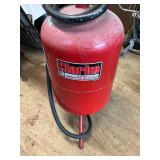 Clarke 20 gallon sand blaster