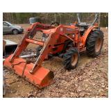 Kubota MX5000 tractor with LB702 front end loader