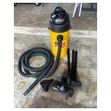 Shop vac hang up vacuum