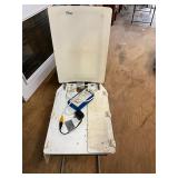 Tub lift chair