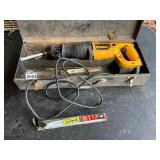 Dewalt DW304 Reciprocal saw