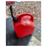 5 gallon gas jug - red