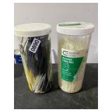 Two containers variety zip ties - Garage