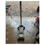 Hydraulic floor Jack