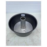 Bundt pans, cake pans, pots pans