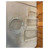 4- glass baking dishes