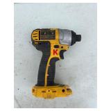 Dewalt DCF826 cordless impact