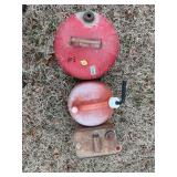 3 assorted gas cans