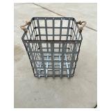 Square metal basket with handles