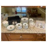 Spode Christmas Tree - Dishes - all