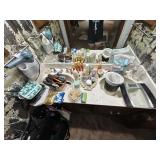 Contents of bathroom counter ï¿½ all
