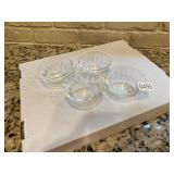 4 corning/Pyrex 175 mL bowls