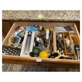 Cooking utensils - upper drawer
