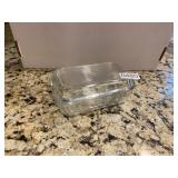 Small refrigerator dish with lid