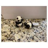 Panda salt and pepper shakers