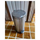 Stainless step trashcan