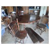 table and chairs (6 matching)